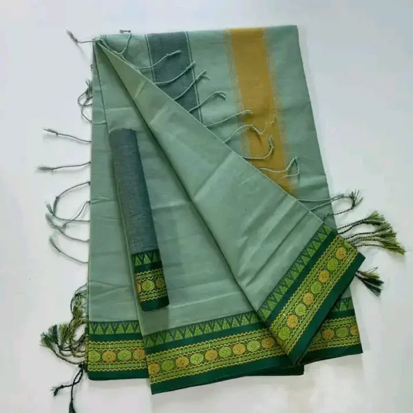 The elegance of a saree and the grace of Bengali women shine together in this shari-1200A